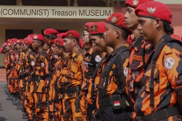 (Ilustrasi) Anggota Pemuda Pancasila berpakaian lengkap