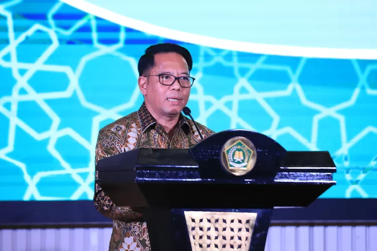 Sekjen Kemenag Kamaruddin Amin 