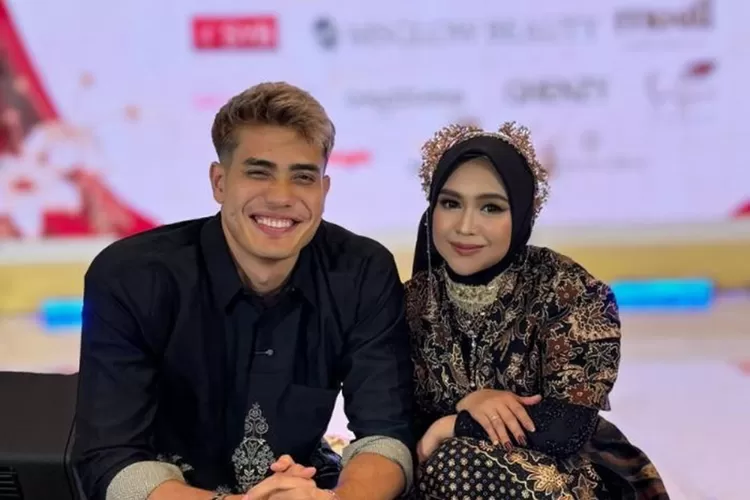 Sampaikan Pesan Ultah untuk Ria Ricis dan Moana, Aisar Khaled Beri Kado Kalung Emas dan Boneka