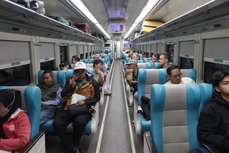 Ilutsasi: Penumpang KAI