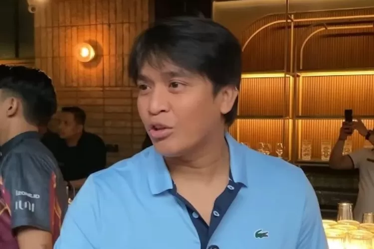 Artis Billy Syahputra ungkap baru tahu beberapa bulan lalu mengenai penyakit kanker yang diidap Mpok Alpa. (Tangkapan layar YouTube Billy Syahputra)