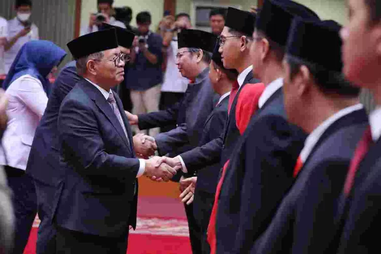Gubernur DKI Jakarta, Pramono Anung, melantik 31 anggota Dewan Pengupahan Provinsi DKI Jakarta periode 2025&ndash;2028