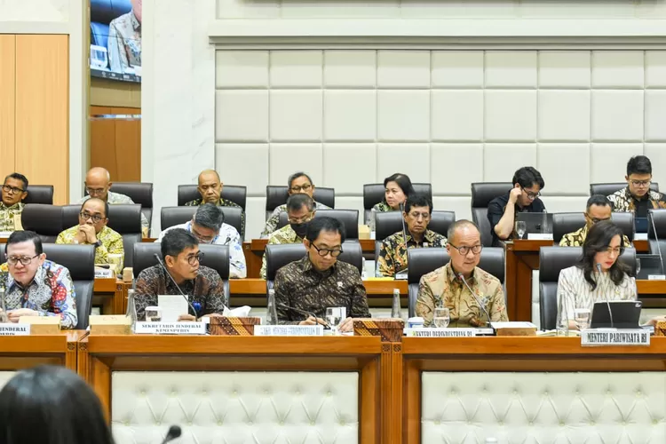 Kemenperin Tetapkan Prioritas Industri 2026: Hilirisasi, Ekspor, dan Transformasi Hijau