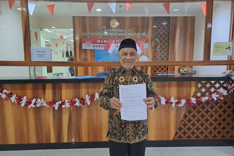  Keluarga korban Tragedi Tanjung Priok 12 September 1984 yang diwakili oleh Beni Biki, mendatangi Istana Negara 