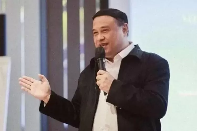 Direktur UKW PWI Pusat Aat Syafaat