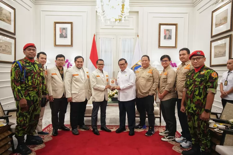 Pemuda Muhammadiyah DKI saat Bertemu dengan Gubernur DKI Jakarta Pramono Anung