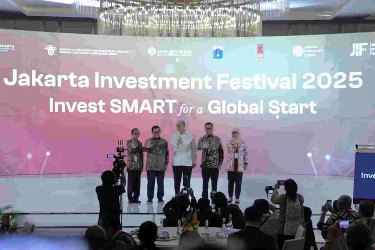 Buka Jakarta Investment Festival 2025, Gubernur Pramono Dorong Peningkatan Kepercayaan dan Investasi Global
