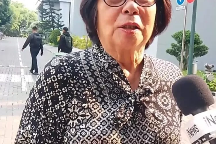 Keterangan foto: Psikiater dr. Mintarsih Abdul Latief di Mahkamah Agung, Jum'at 17 Oktober 2025. (Istimewa)