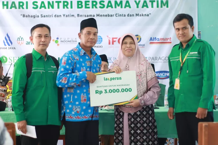 Menebar Asa di Pulau Harapan: LAZ Persis Jakarta Gelar Santunan Hari Santri Bersama Yatim