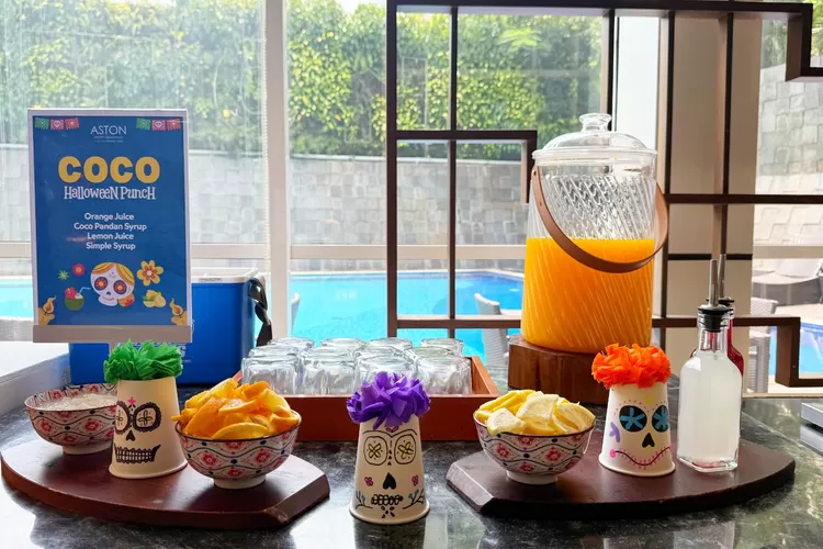 Halloween di Canary Restaurant Aston Simatupang