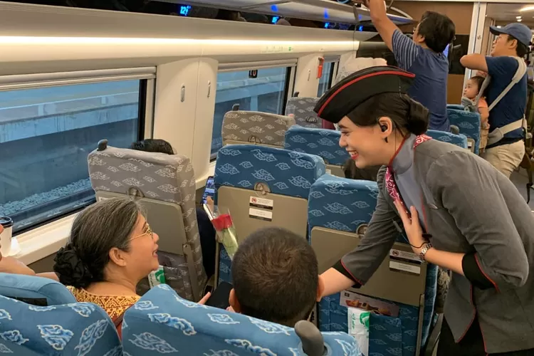 Penumpang WNA Whoosh Naik 65,3%, Bukti Kontribusi Nyata terhadap Pertumbuhan Pariwisata Indonesia