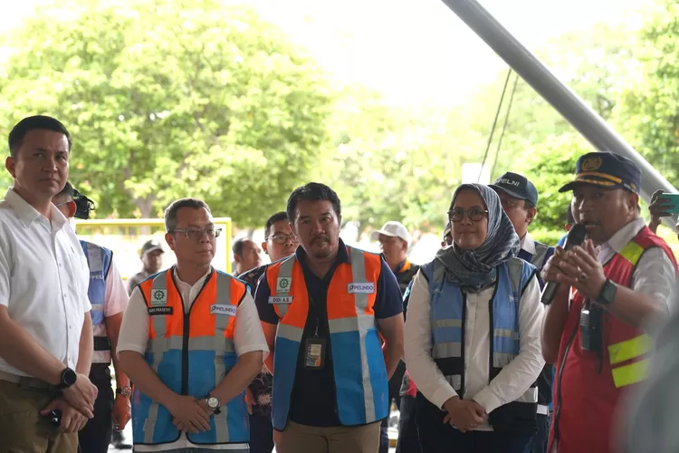 Danantara saat meninjau kesiapan layanan salah satu Terminal Penumpang kelola Pelindo Regional 2 di pelabuhan Tanjung Priok
