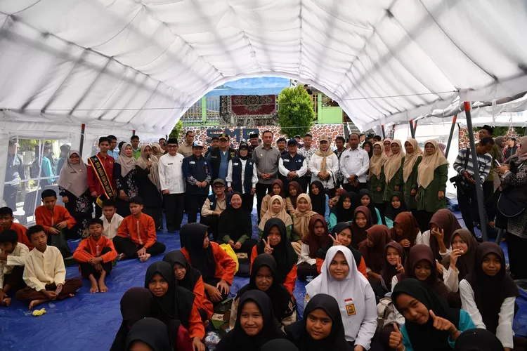 Sekolah Terdampak Banjir di Sumbar, Apresiasi Gerak Cepat Kemendikdasmen