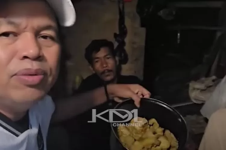 Gubernur Jabar Dedi Mulyadi Temukan Warga TPA Sarimukti Masak Bangkai Ayam untuk Dimakan (detiksumsel.com )