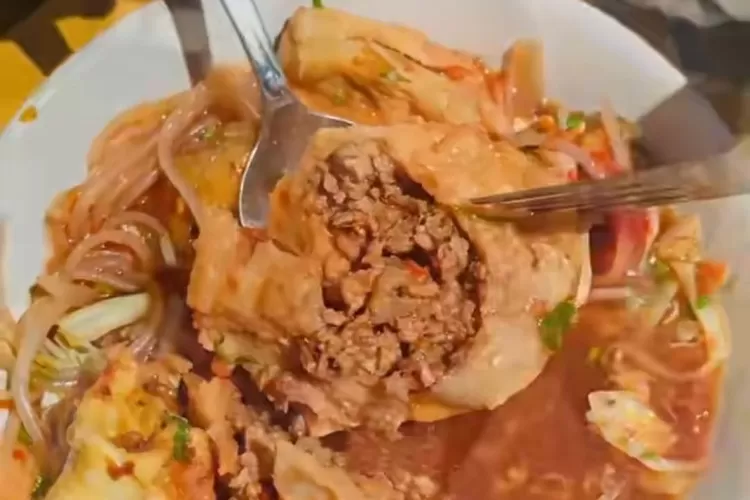 Full Banget Kuliner Lumajang Bakso Legend Isi Tetelan Dijamin