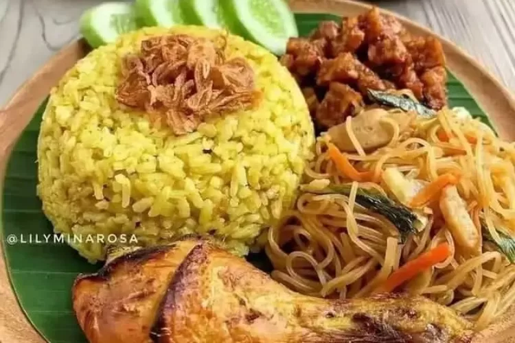 Nasi kuning ayam goreng kuning  (Tangkapan layar akun Instagram@reseppistimewa dan akun Instagram@LILYMINAROSA)