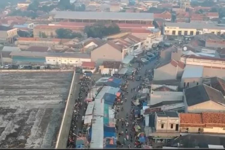 Rekomendasi Tempat Wisata Di Cikampek Kabupaten Karawang Yang Paling ...