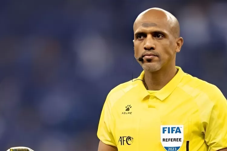 Ahmed Al kaf seorang wasit yang kontroversial (Instagram@ahmedalkaf)