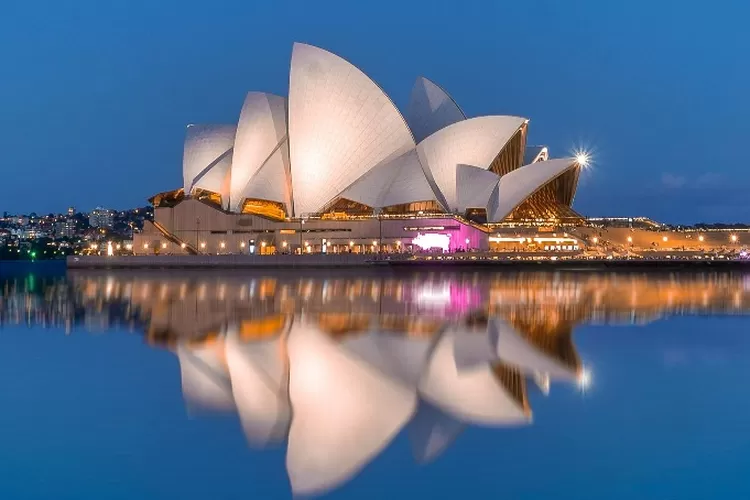 Sydney Opera House merupakan destinasi wisata yang harus dikunjungi ketika berkunjung ke Australia.  (pexels.com/@pixelcop)