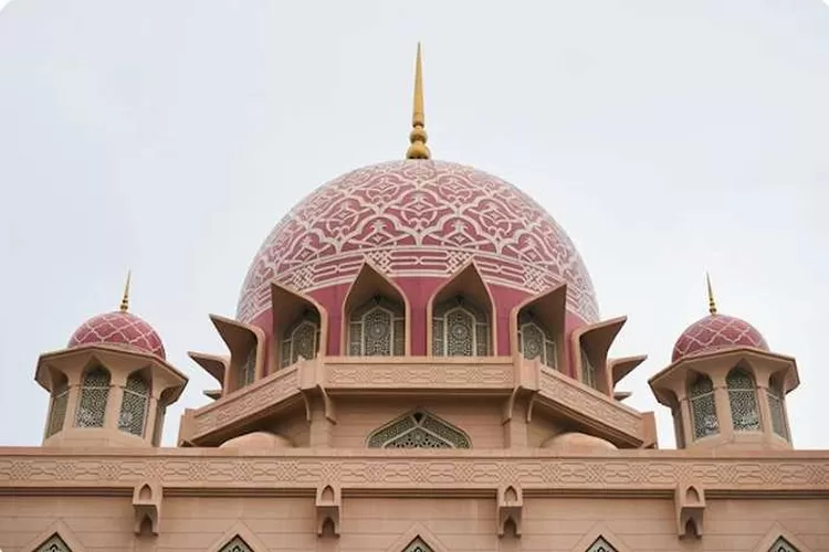   Ilustrasi masjid Seribu Kubah di Makassar (Freepik.com/freestockcenter )