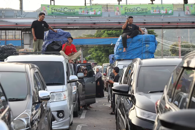 H+1 Lebaran, Dari Pelabuhan Merak 66.992 Pemudik Berangkat Ke Bakauheni ...