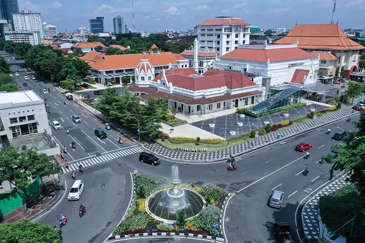 DPRD Surabaya Minta Dishub Segera Perlebar Lajur Di Jalan Ir H Soekarno ...