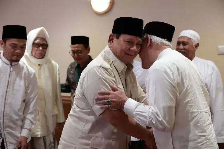 Prabowo Bikin Program Susu Gratis Untuk Anak Sekolah, Budiman: Penting ...