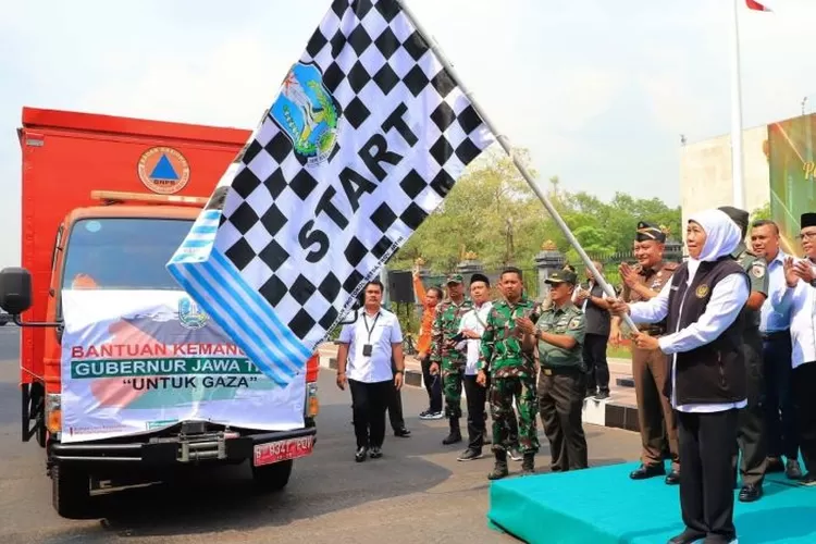 Berangkatkan 81 Truk Bantuan Kemanusiaan Untuk Palestina, Gubernur ...