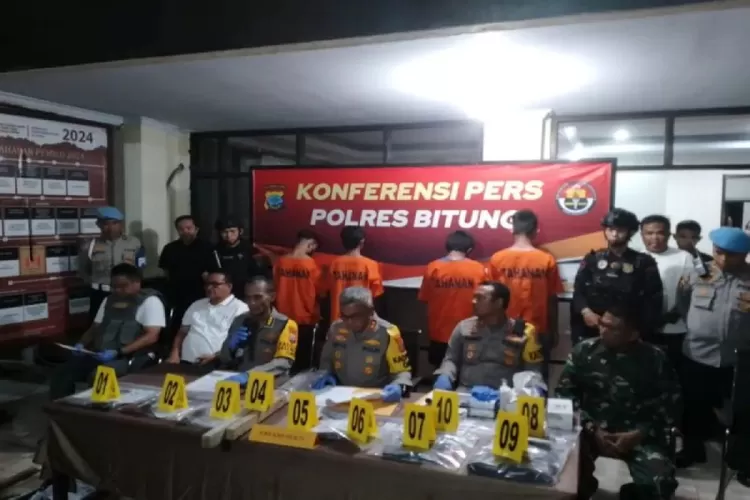 Massa Pendukung Palestina Dan Pro Israel Bentrok Di Bitung Orang Tewas Polisi Tangkap