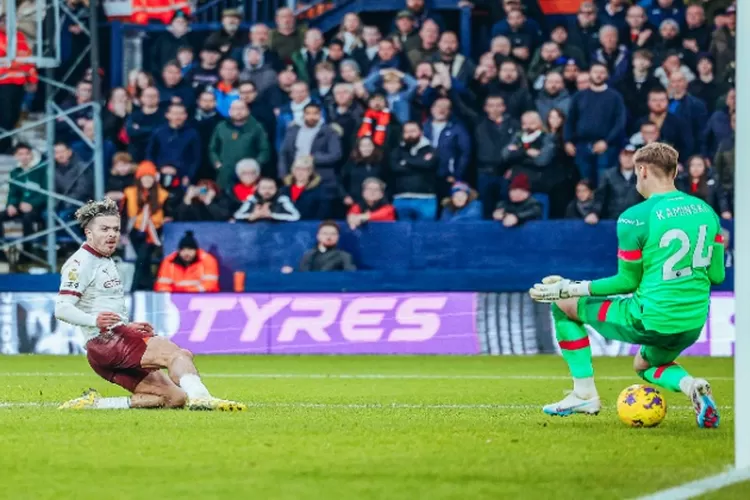 Comeback Atas Luton Town, Begini Cara Manchester City Memenangkan ...