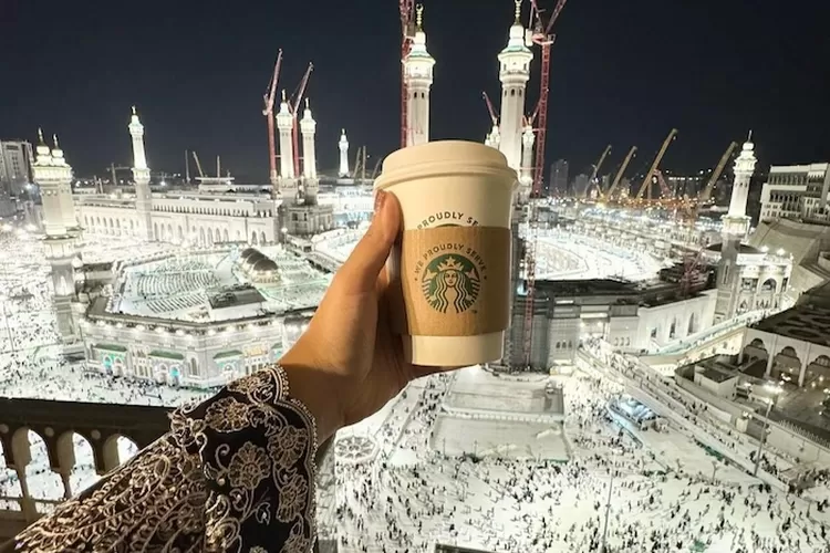 Deputy Chairperson of DKI Jakarta DPRD Responds to Starbucks Controversy: Mocks Netizens in Instagram Comments