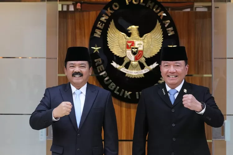 Dua Prioritas BG Usai Terima Jabatan Menko Polkam Dari Hadi Tjahjanto ...