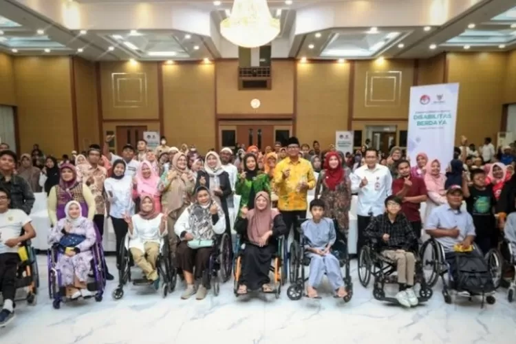 Disabilitas Berdaya Baznas Menyalurkan Alat Bantu Gerak Dan Bantuan Ramadan Untuk Penyandang