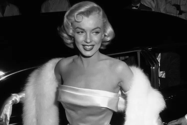 Marilyn Monroe: Ikon Seksualitas dan Perjuangan dalam Kehidupan yang