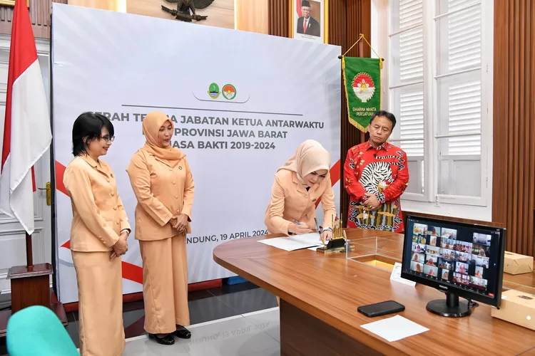 Herman Suryatman Harapkan Dharma Wanita Persatuan Jabar Dapat Mendorong ...