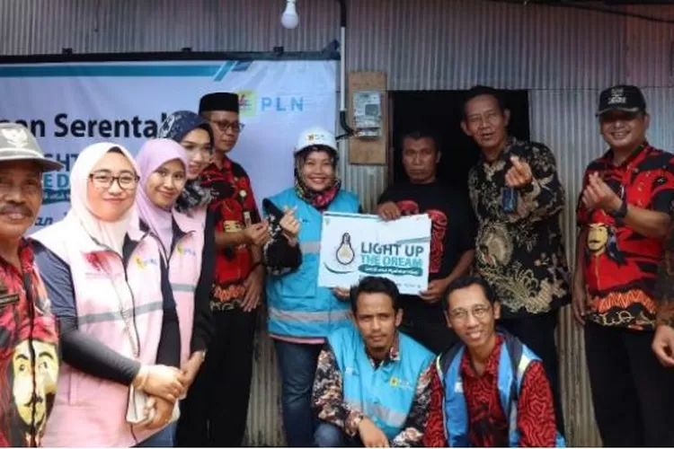 Srikandi Pln Icon Plus Terangi Mimpi Di Bulan Ramadan Dengan Program