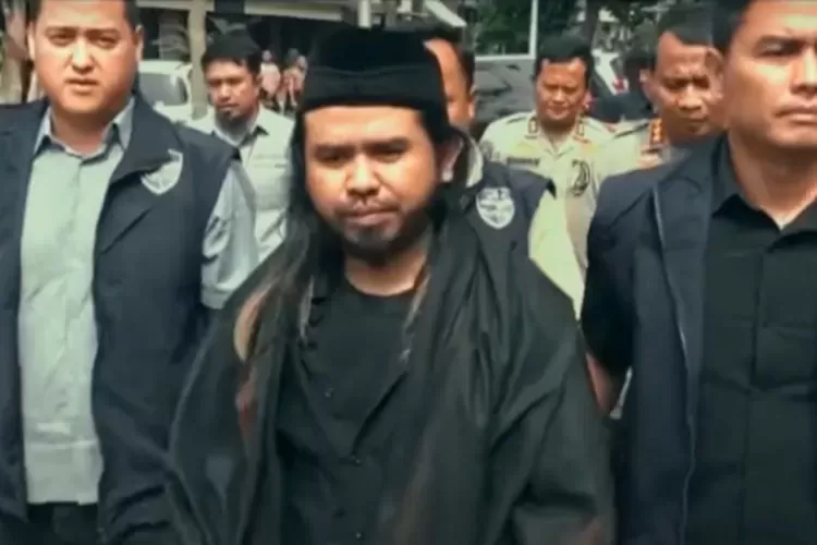 Inilah Riwayat Pendidikan Gus Samsudin Viral Karena Halalkan Pasutri