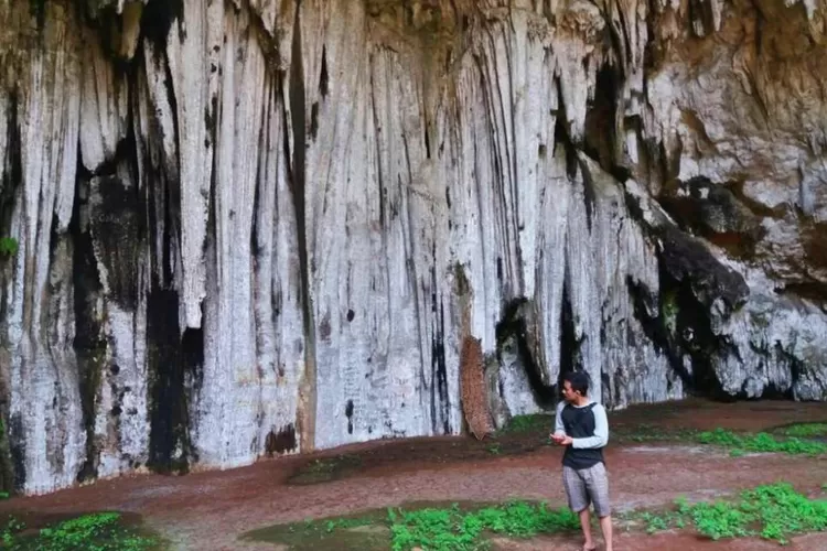 Mengungkap Keajaiban Dan Mistis Goa Kalak Di Pacitan, Terkenal Indah ...