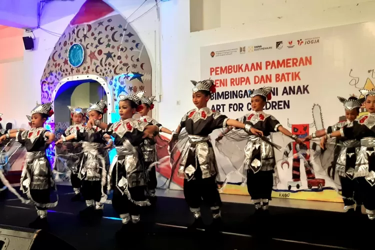 Pameran dan Pentas Seni Akhir Tahun AFC 2024: Wadah Apresiasi Bakat Seni Anak di TBY