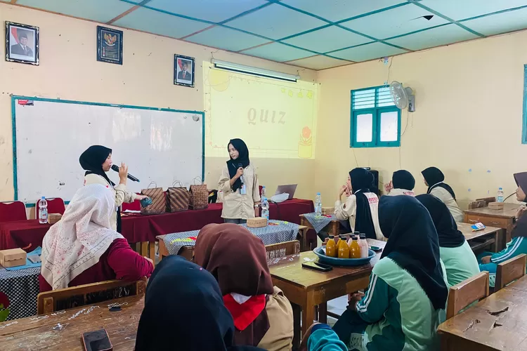 Cegah Anemia, SMK PSM Kolaborasi Gizi UIN Walisongo adakan Kampanye dan Bazar Bergizi