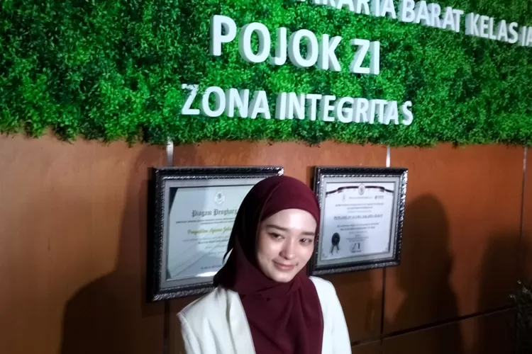 Tok Virgoun Dan Inara Rusli Resmi Bercerai Malah Sujud Syukur Gengs Akurat