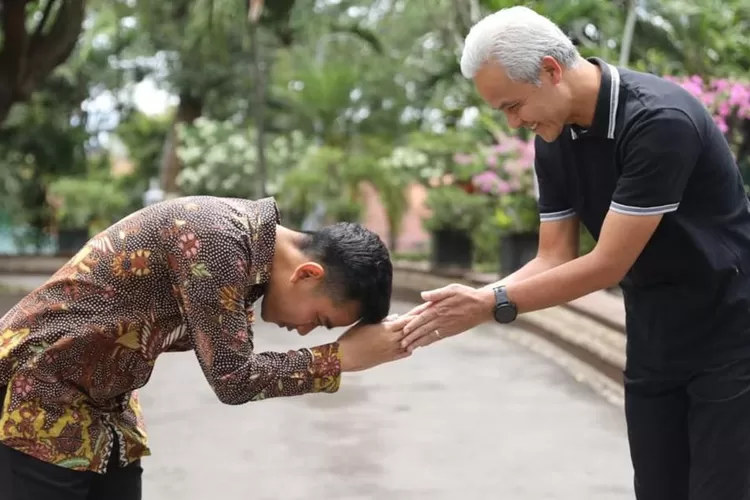 Dikritik Gibran Soal Komputer Jadul Ganjar Berarti Beliau Siap Debat