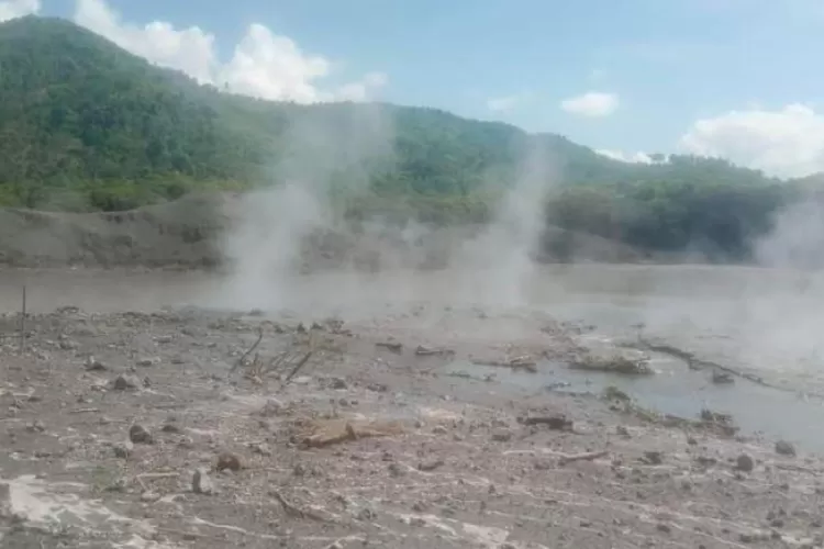 Kawah Nirwana Lampung Barat Erupsi Disertai Dentuman, Warga Diimbau Tetap Waspada