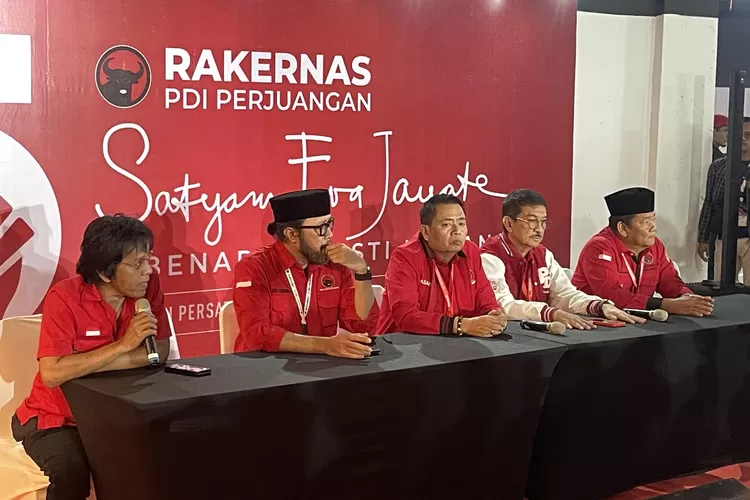 PDIP Bentuk Tim Pemenangan Pilkada secara Nasional, Dipimpin Adian Napitupulu