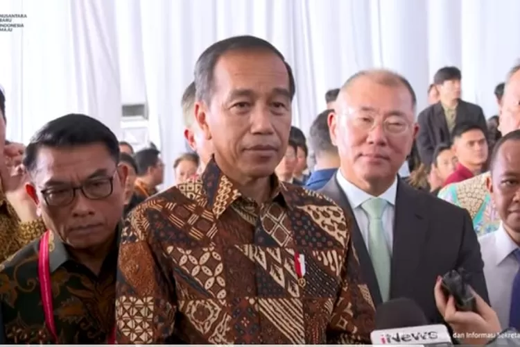 Jokowi Soal Keppres Pemberhentian Ketua KPU Hasyim Asy'ari: Belum ...