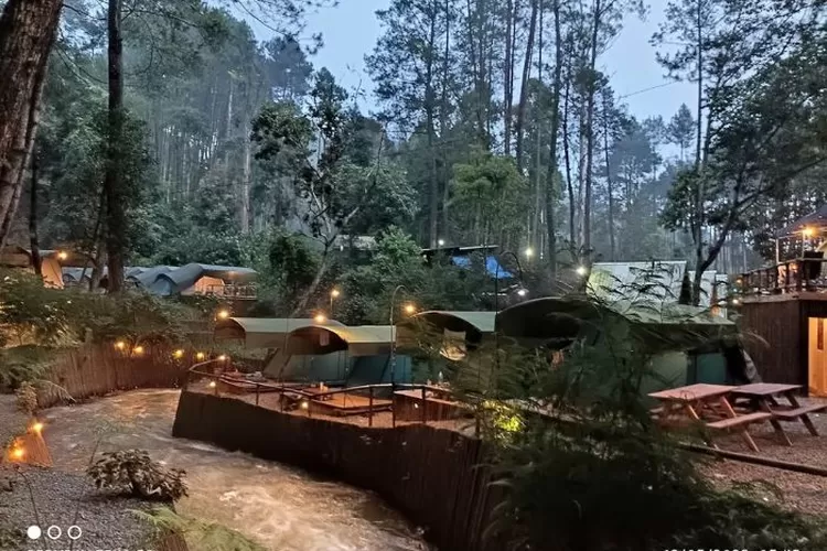 Nikmatnya Liburan Glamping Di Bandung Di Muara Rahong Hills Akurat Jateng 5154