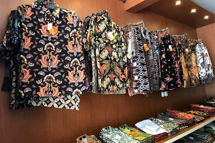 Menjelajahi Pesona Motif Batik Tasikmalaya: Warisan Budaya yang Memikat