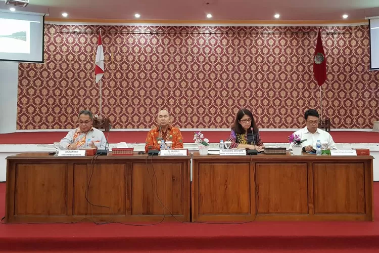 Pemerintah Kabupaten Landak Gelar Sidang Permohonan HGU - Pontianak Post