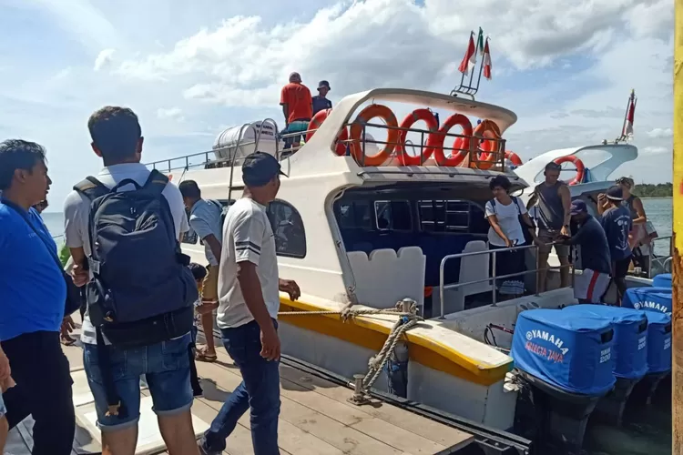 High Season Kunjungan Wisatawan Te Tiga Gili Dari Pelabuhan Bangsal Melonjak Persen Lombok