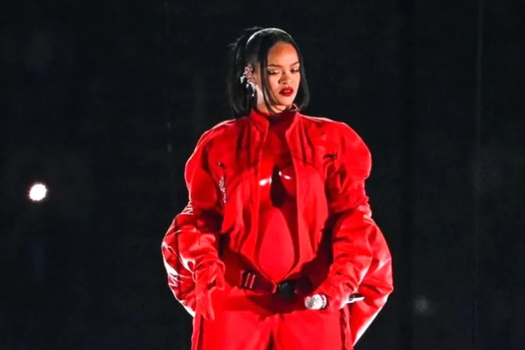 Rihanna Merencanakan Tur Live dan Musik Baru 2024 dan 2025 Impresi